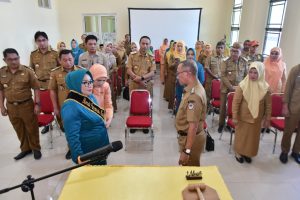 Wabup Pohuwato Kukuhkan Tim Pembina Posyandu, Dorong Penguatan Layanan Dasar Desa