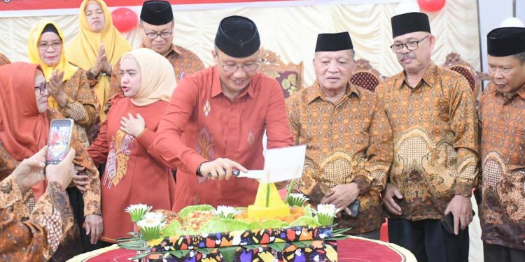 PWRI Boalemo Gelar HUT ke-63, Wabup Lahmudin Hambali Janji Organisasi Pensiunan PNS ini Akan Dapat Perhatian