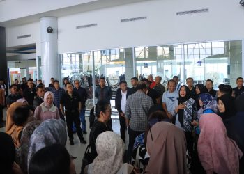 Suasana Haru Iringi Keberangkatan Mantan Kapolda Gorontalo Irjen Pol Eko Wahyu Prasetyo