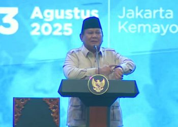 Prabowo Subianto Kelakar di Acara Guru: Aku Presiden, Tapi Urusan Agama Tunduk Sama Menag