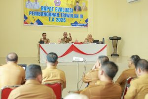 Rapat Evaluasi Pembangunan Pohuwato, Wabup Iwan Soroti Keterlambatan Proyek Fisik
