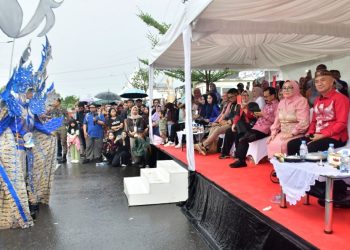Bupati Saipul Apresiasi Suksesnya Gorontalo Karnaval Karawo 2025