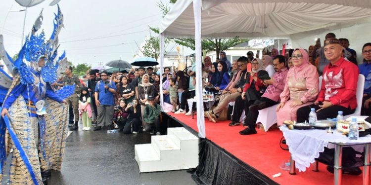 Bupati Saipul Apresiasi Suksesnya Gorontalo Karnaval Karawo 2025