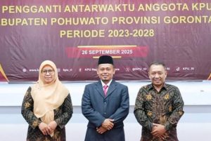 Resmi Dilantik, Toyibin Jadi PAW Anggota KPU Pohuwato