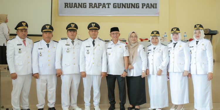 Momentum Sertijab Camat Pohuwato, Wabup Iwan Titip Pesan Soal Integritas dan Disiplin ASN