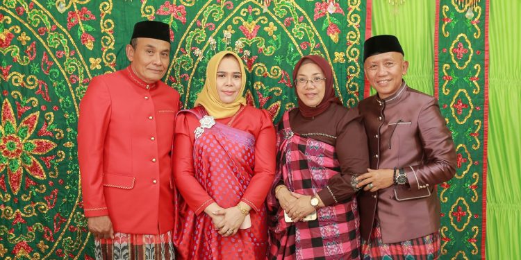 Tradisi Sakral Gorontalo! Elan Mohi Jalani Prosesi Moloopu Sebelum Pimpin Kecamatan Wanggarasi