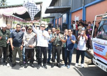 Kasrem 133/NW Hadiri Launching Distribusi Bantuan Pangan Beras Pemerintah dan Minyak Kita