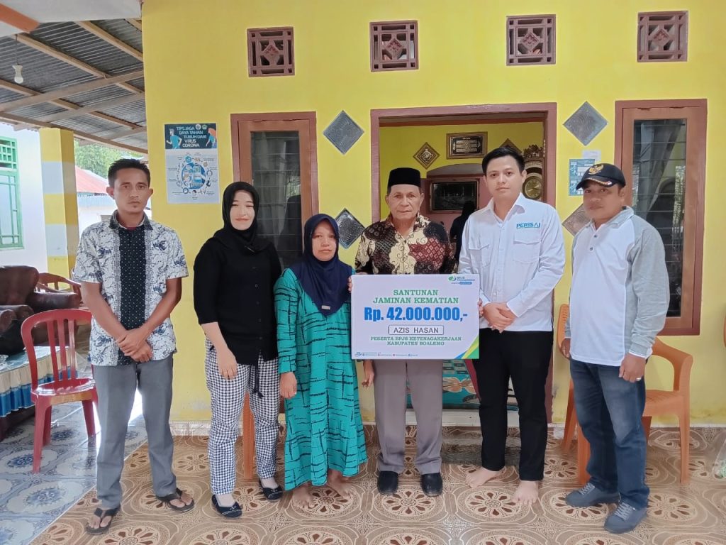 BPJS Ketenagakerjaan Serahkan Santunan Rp 42 Juta ke Ahli Waris di Boalemo