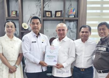 Paparkan Potensi 13 Ribu Ton Ikan, Bupati Saipul Yakinkan KKP Soal Kampung Nelayan Pohuwato