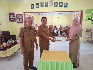 SDN 05 Buntulia Punya Kepsek Baru, Kadis Titip Pesan Soal Mutu Pendidikan
