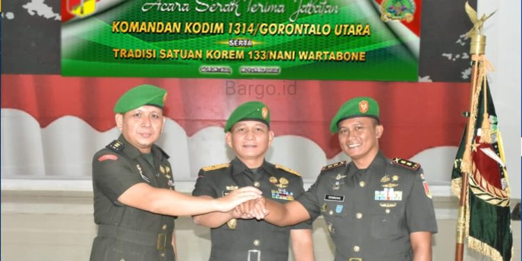Danrem Pimpin Sertijab Dandim 1314/Gorut, Letkol Inf Gembong Yudo Resmi Jabat Komandan Baru