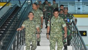 Rombongan Kasdam XIII/Mdk Mendarat, Korem 133/NW Gelar Penyambutan Militer