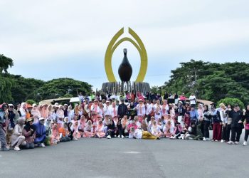 Ribuan Peserta Padati CFD, Bupati Saipul Hadiri Senam Bersama DWP Pohuwato