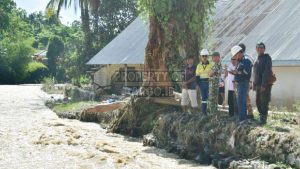 Bupati Pohuwato Tinjau Lokasi Banjir Hulawa, BWSS II Janji Tinggikan Tanggul 1,5 Meter