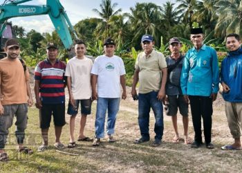 Air Kembali Mengalir, Petani Buntulia Duhiada’a Apresiasi Aksi Normalisasi Sungai YR Team