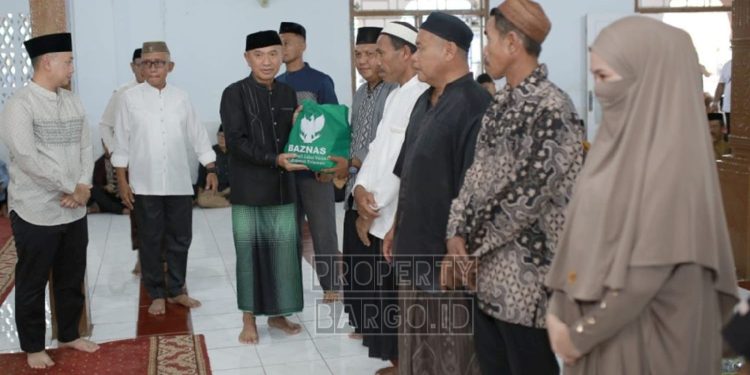 Safari Ramadan Dimulai dari Ujung Barat, Bupati Saipul Blak-blakan Soal Efisiensi Anggaran di Hadapan Warga Popayato