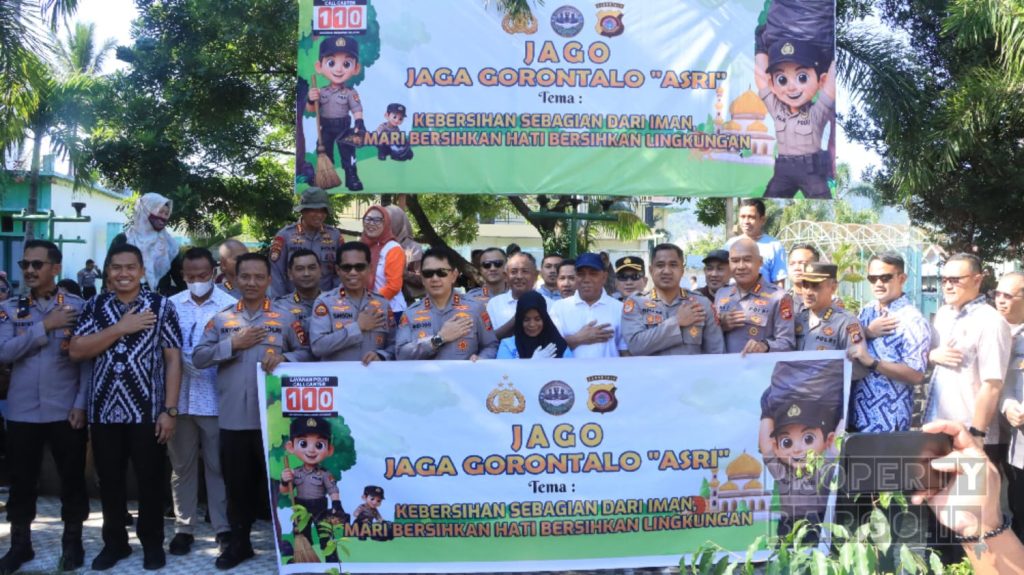 Polda Gorontalo Turun Tangan Bersihkan Taman Buah, Kapolda: Semua Tempat Strategis Akan Disasar