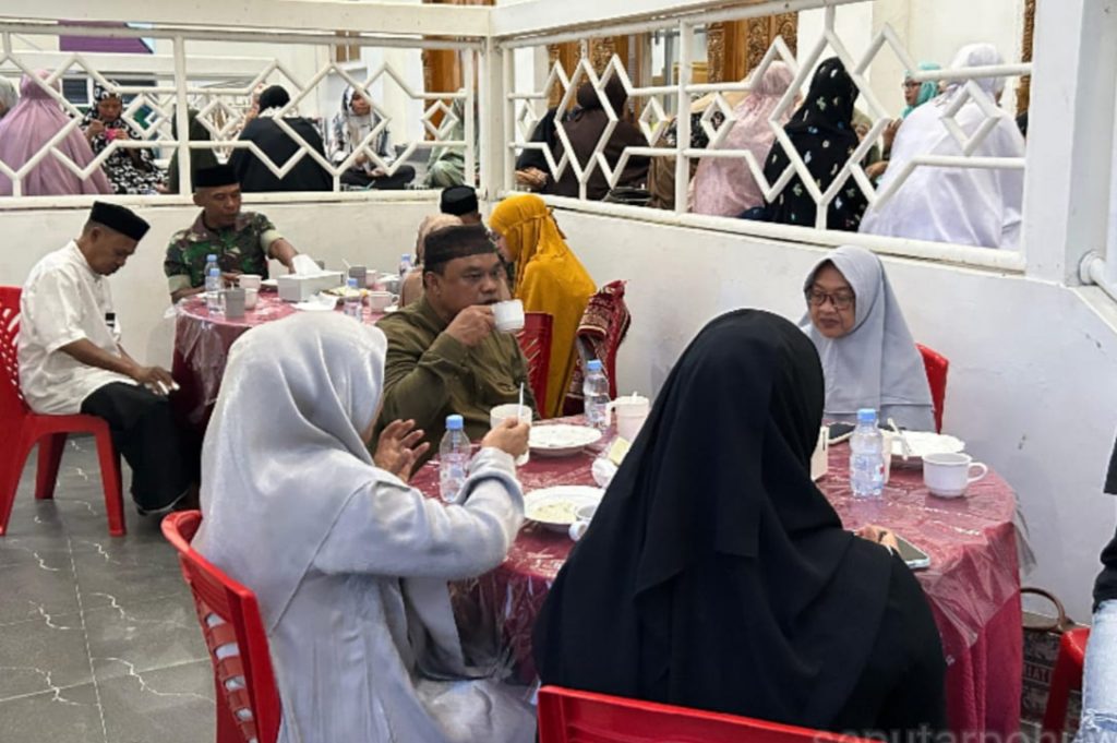 Kodim 1313/Pohuwato Tunjukkan Kemanunggalan TNI Rakyat Lewat Bukber