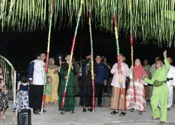 Bupati Pohuwato Pasang Lampu Tumbilotohe di Rumah Jabatan, Tradisi Sakral Malam ke-27 Ramadan Kembali Digelar