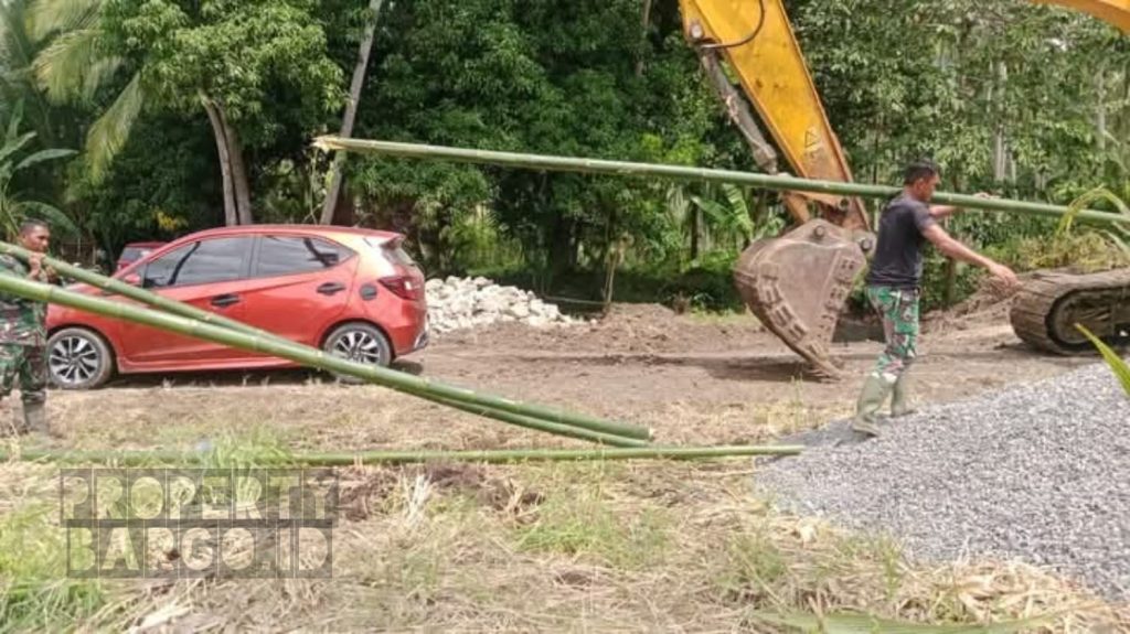 Warga dan Babinsa Kompak Bangun Jembatan Garuda di Lemito, Harapan Baru Akses dan Ekonomi Desa