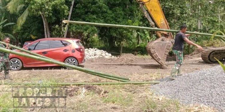 Warga dan Babinsa Kompak Bangun Jembatan Garuda di Lemito, Harapan Baru Akses dan Ekonomi Desa