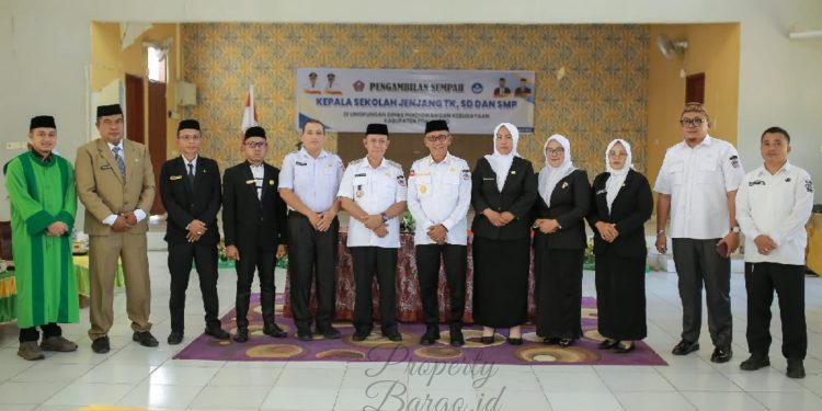 6 Kepala Sekolah di Pohuwato Resmi Dilantik, Wabup Iwan S Adam Tekankan Integritas dan Profesionalisme