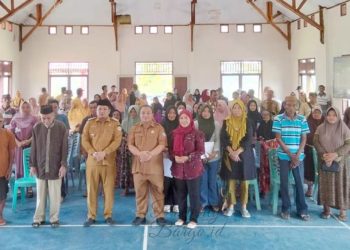 Penyaluran BLP3G di Paguat Disambut Antusias, Warga Sebut Sangat Membantu Kebutuhan Harian