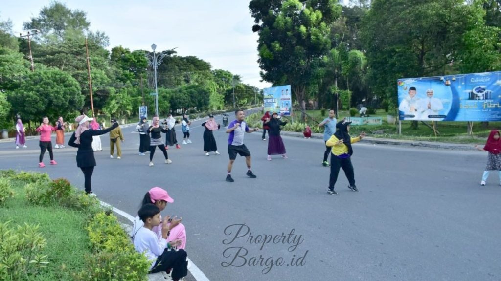 CFD Pohuwato Kembali Digelar Usai Ramadan, Warga hingga ASN Ramaikan Bundaran Burung Maleo