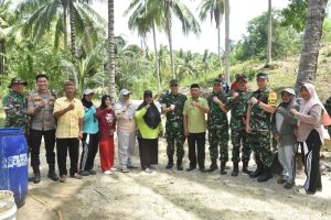 Bersama Tim Wasev Mabesad, Kasrem 133/NW Cek Langsung Sasaran Fisik TMMD