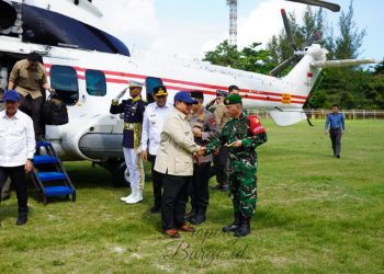 Danrem 133/NW Dampingi Presiden Tinjau Kampung Nelayan Merah Putih di Gorontalo
