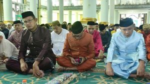 Salat Idul Adha di Masjid Agung Baiturrahim, Bupati Pohuwato Doakan 55 Jemaah Haji