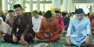 Salat Idul Adha di Masjid Agung Baiturrahim, Bupati Pohuwato Doakan 55 Jemaah Haji