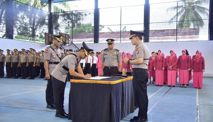 Sertijab Besar di Polda Gorontalo, Kabidhumas hingga Kapolresta Gorontalo Kota Resmi Berganti