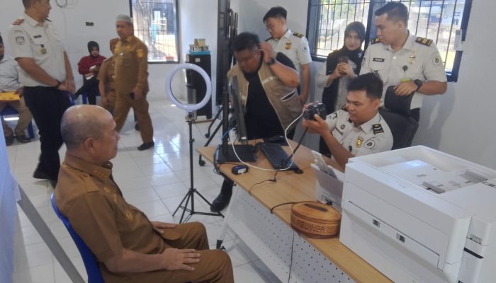 Paspor Perdana Terbit, Kantor Imigrasi Kelas III Non TPI Pohuwato Resmi Beroperasi