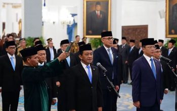 Prabowo Lantik Sejumlah Menteri dan Wamen Baru, Ini Daftar Lengkapnya