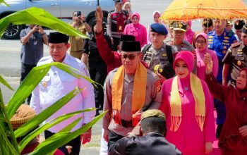 Kapolda Gorontalo Irjen Nurworo Danang Disambut Adat Mopotilolo, Tanda Restu Bertugas di Serambi Madinah