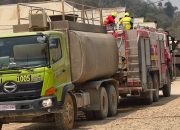 Pani Gold Mine Bantu Padamkan Kebakaran Lahan di Pohuwato, Kerahkan 8 Personel dan Mobil Pemadam